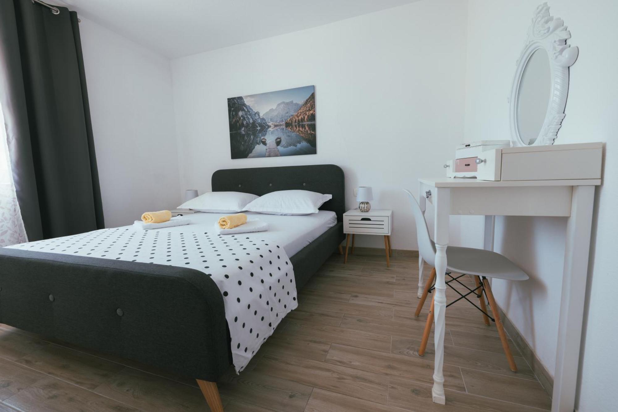Apartments Marusic Makarska Zimmer foto